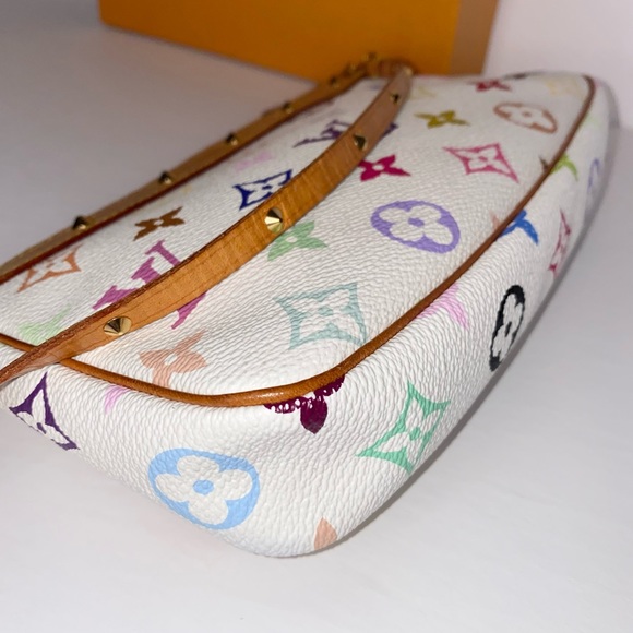 ❌❌SOLD❌❌ Louis Vuitton multi colour pochette. - Picture 5 of 9